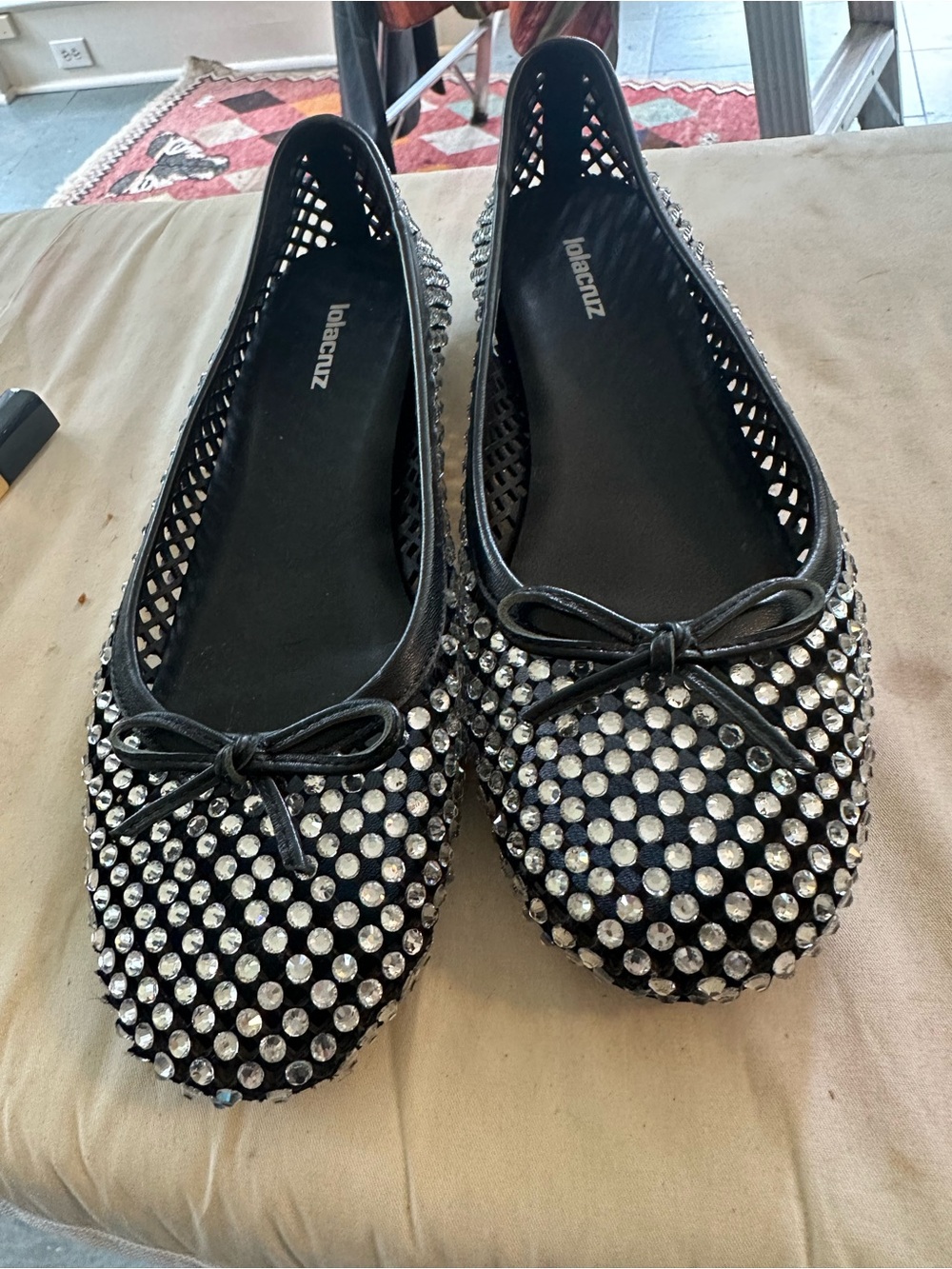 Vero Cuoio Black Crystal-Studded Ballet Flats